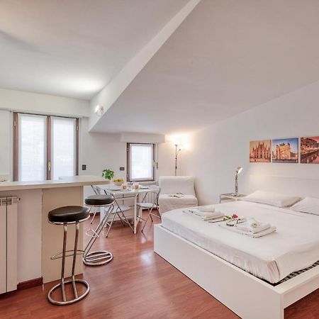 Ferrucci, 6 - Monolocale Al Settimo Cielo Apartment Milan Luaran gambar