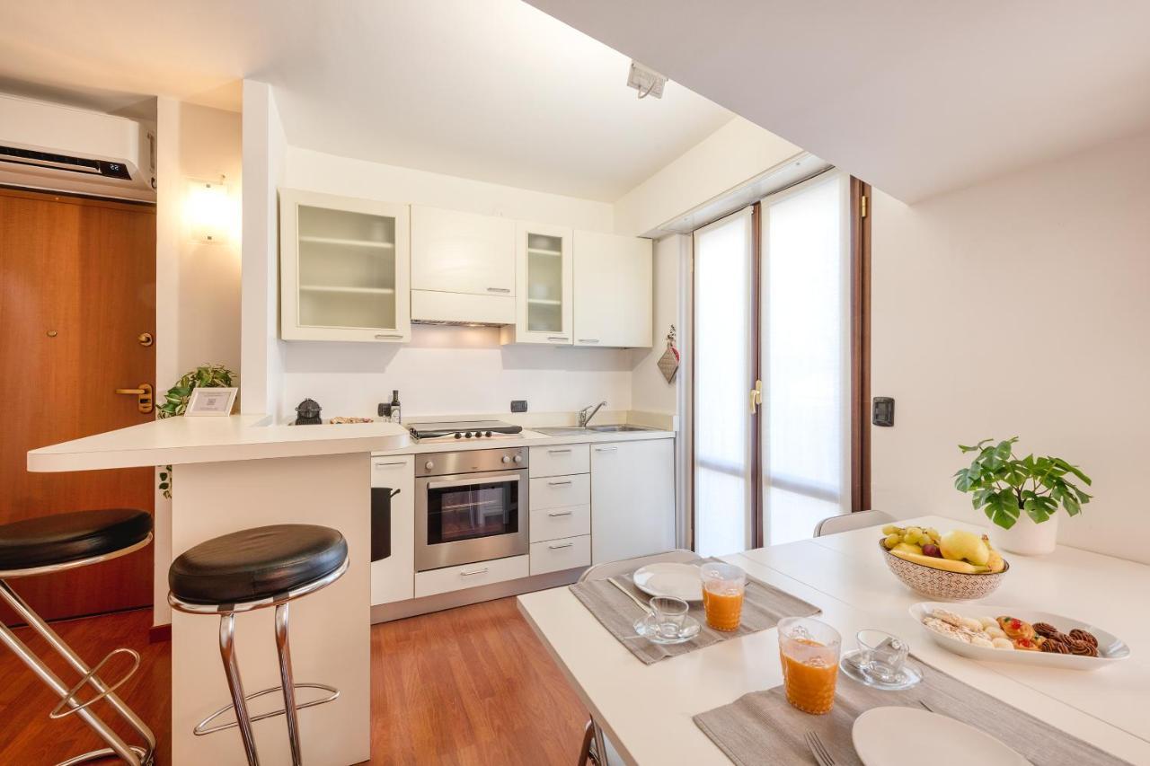 Ferrucci, 6 - Monolocale Al Settimo Cielo Apartment Milan Luaran gambar